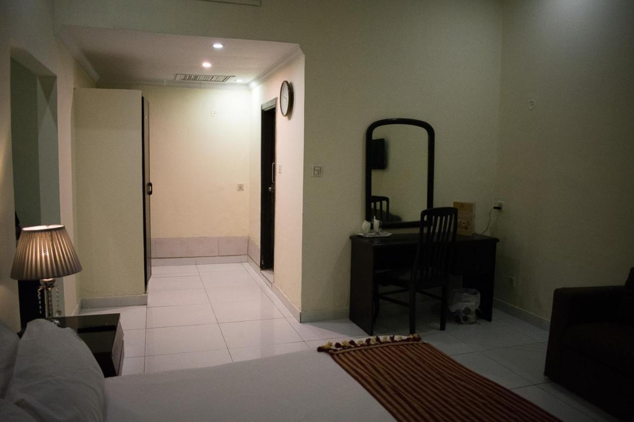 Hotel Royal Palace Rawalpindi Zewnętrze zdjęcie