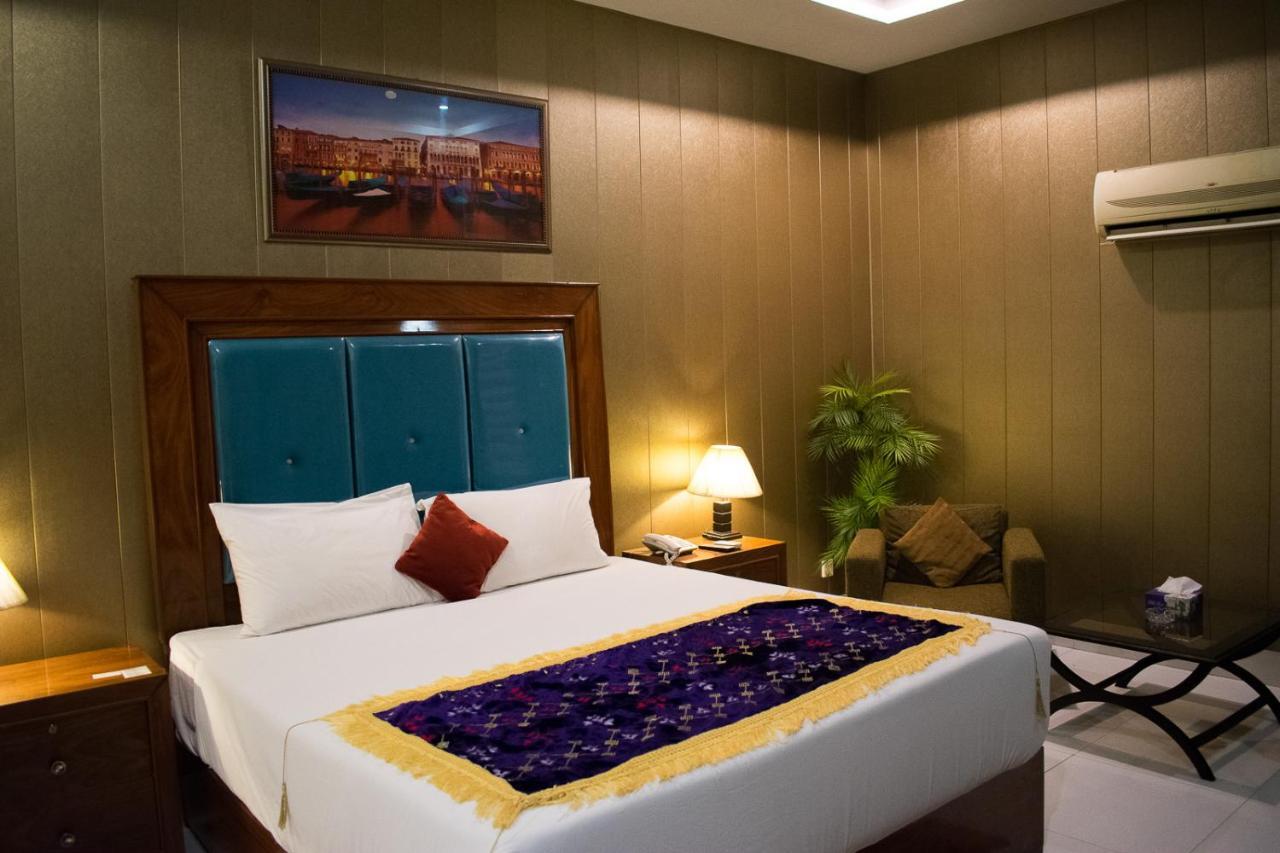 Hotel Royal Palace Rawalpindi Zewnętrze zdjęcie
